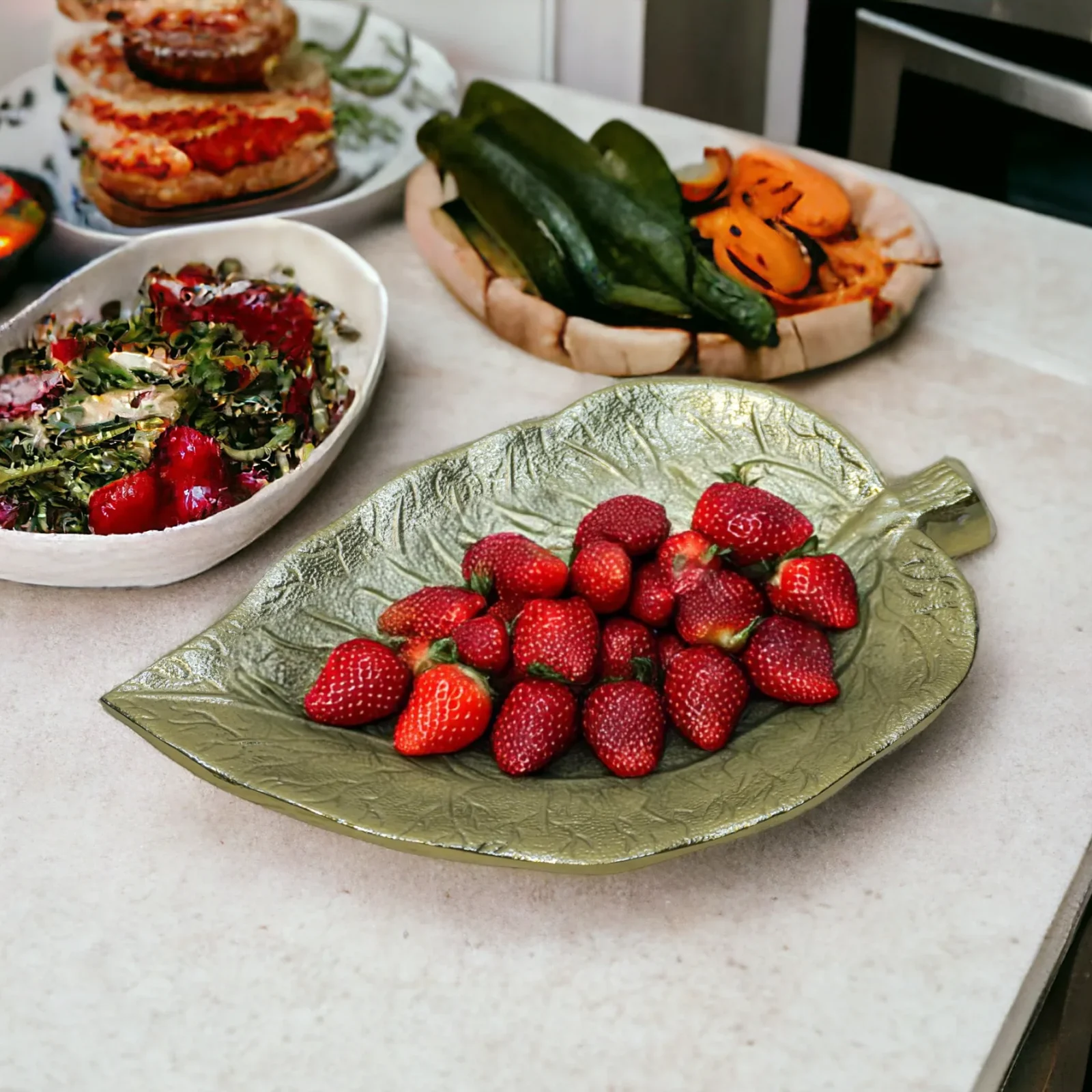 Homfye Opulence Leaf Shaped Gold Platter