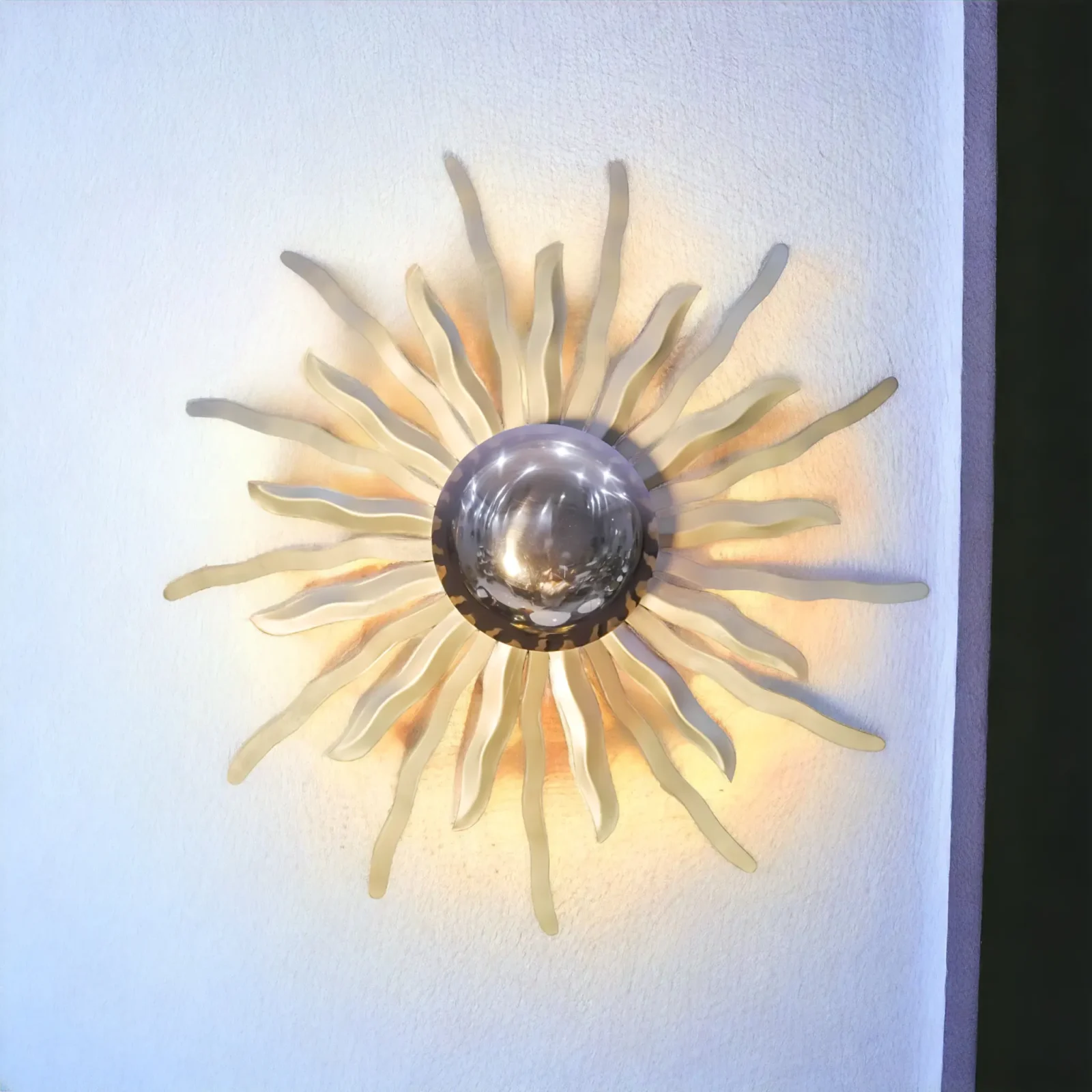 Homfye Matte Brass Sunburst Wall Light